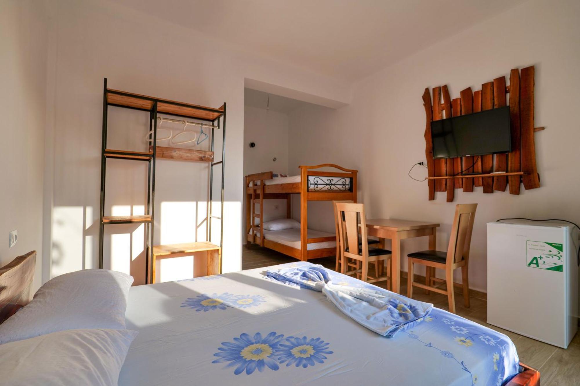 Tropikal Freskia Bunec Sarandë 外观 照片