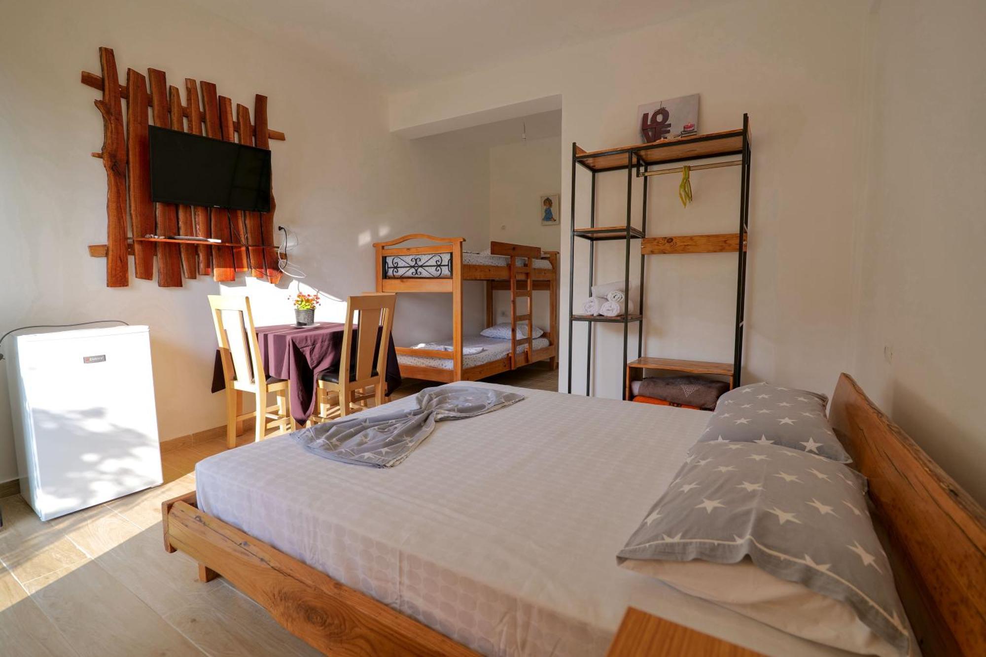 Tropikal Freskia Bunec Sarandë 外观 照片