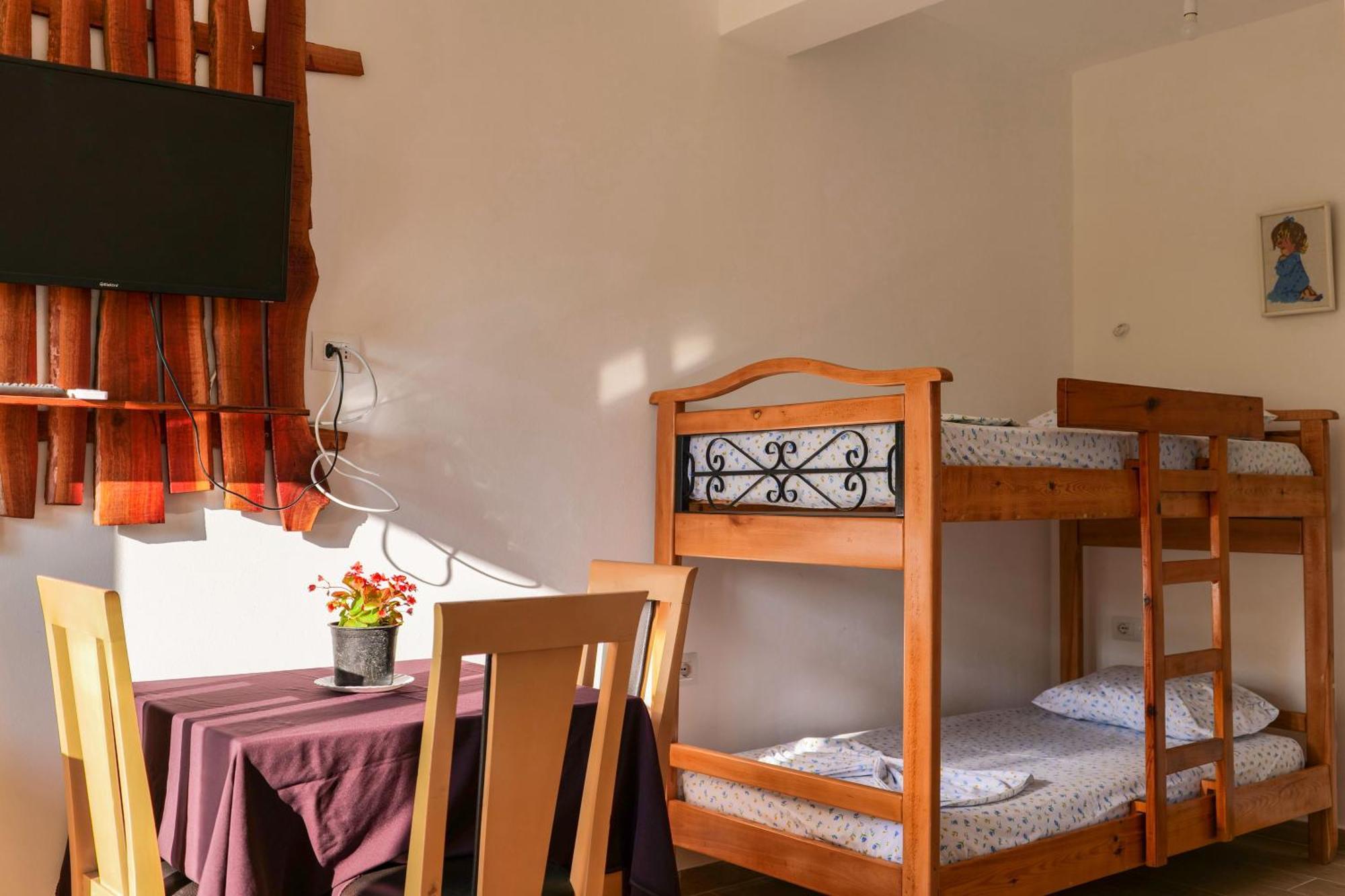 Tropikal Freskia Bunec Sarandë 外观 照片